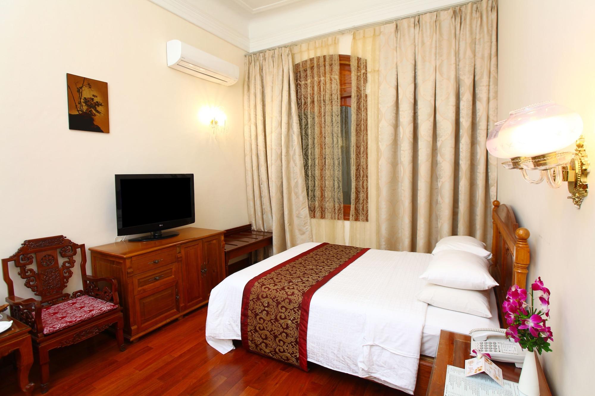 Hotel Continental Saigon Ho Chi Minh City Exterior photo