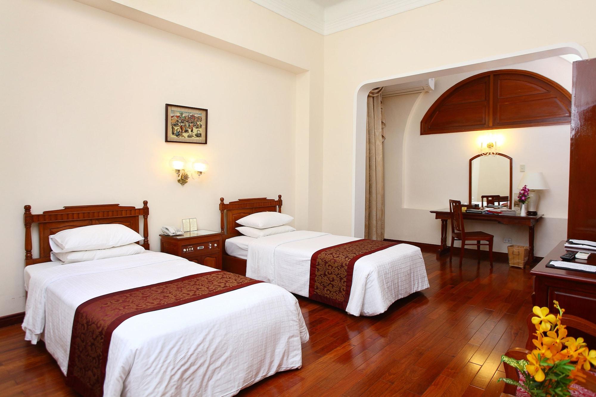 Hotel Continental Saigon Ho Chi Minh City Exterior photo