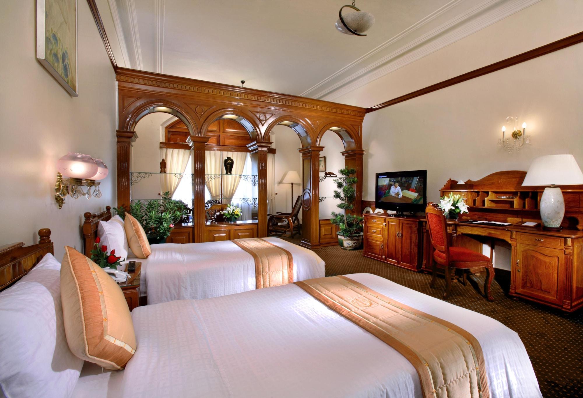 Hotel Continental Saigon Ho Chi Minh City Exterior photo