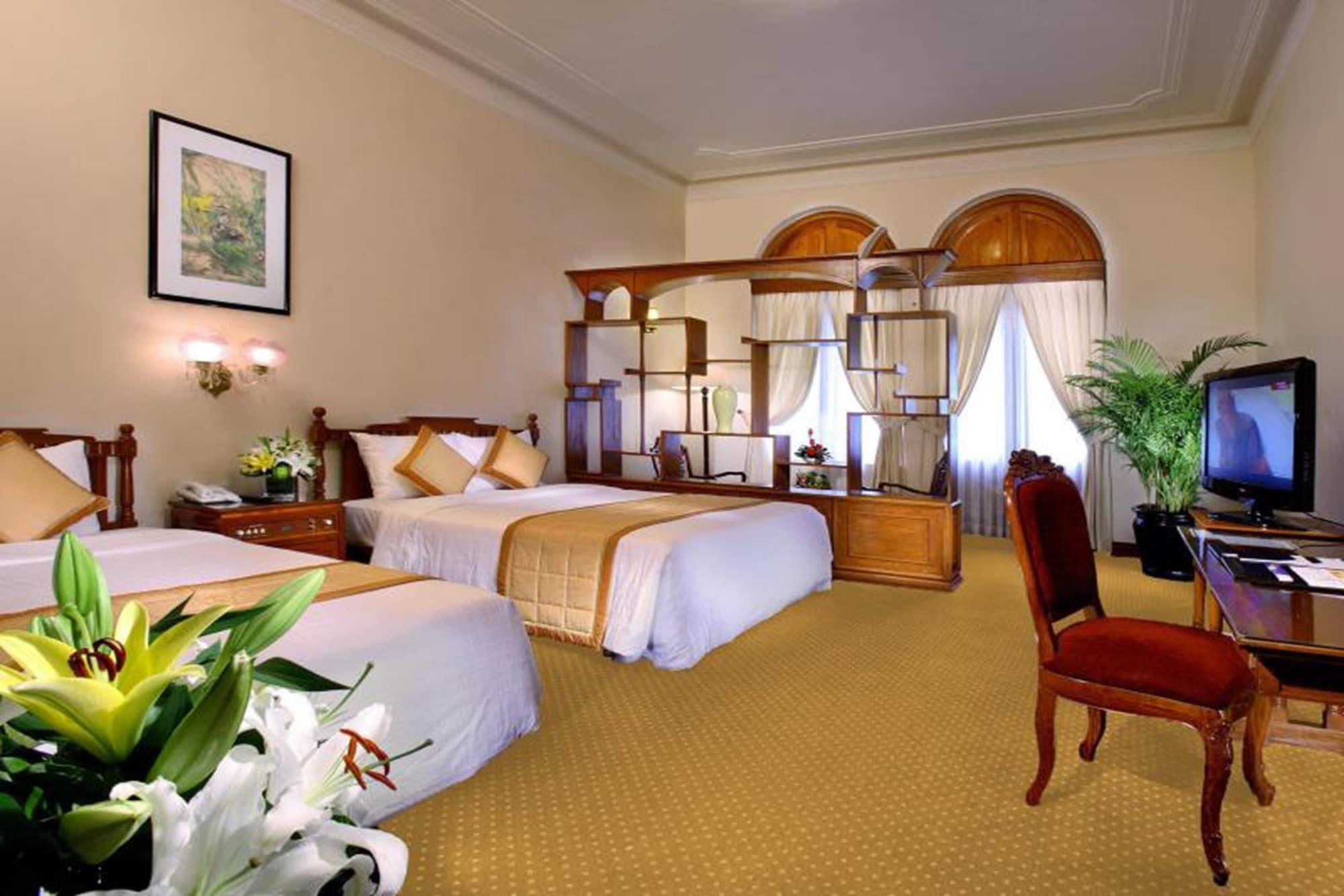 Hotel Continental Saigon Ho Chi Minh City Exterior photo