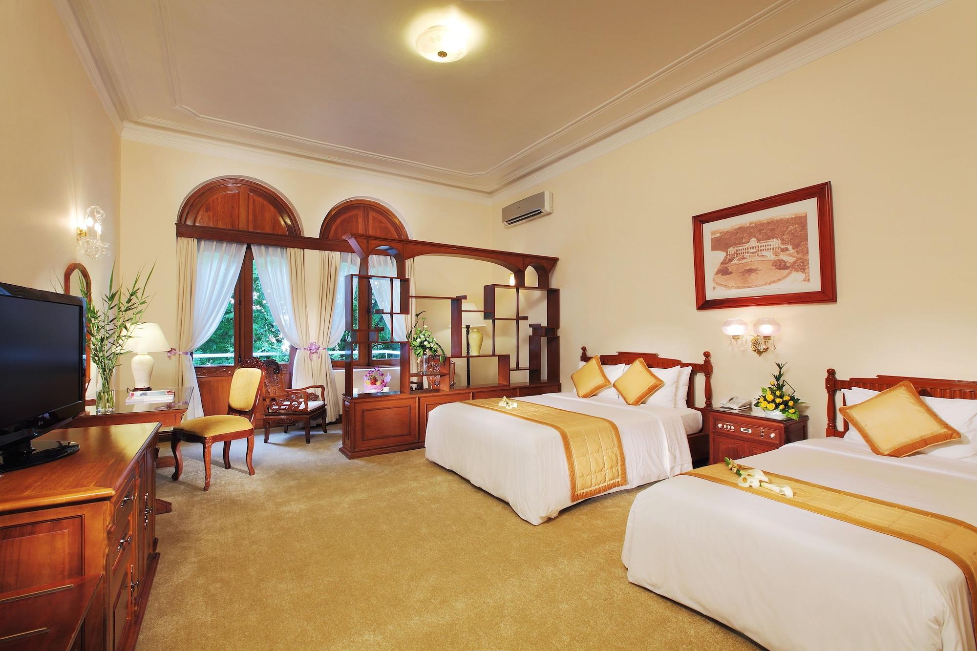 Hotel Continental Saigon Ho Chi Minh City Exterior photo