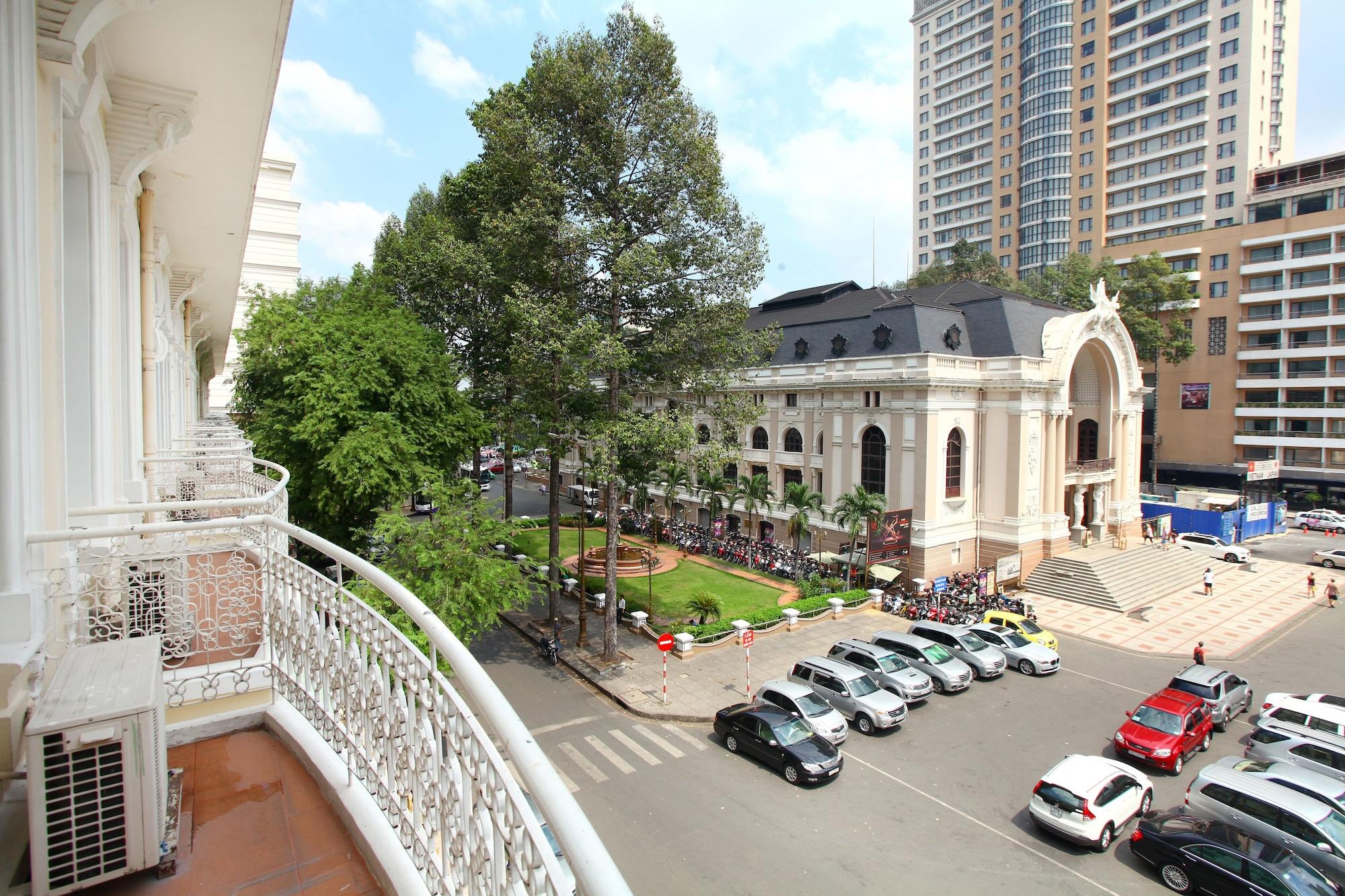 Hotel Continental Saigon Ho Chi Minh City Exterior photo