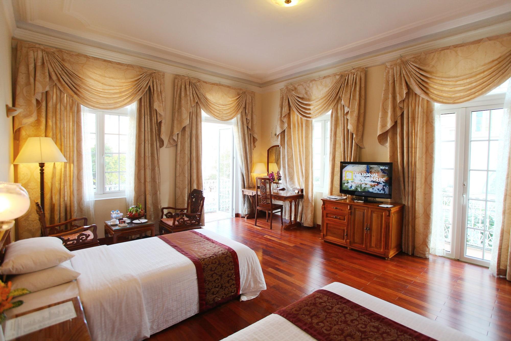 Hotel Continental Saigon Ho Chi Minh City Exterior photo