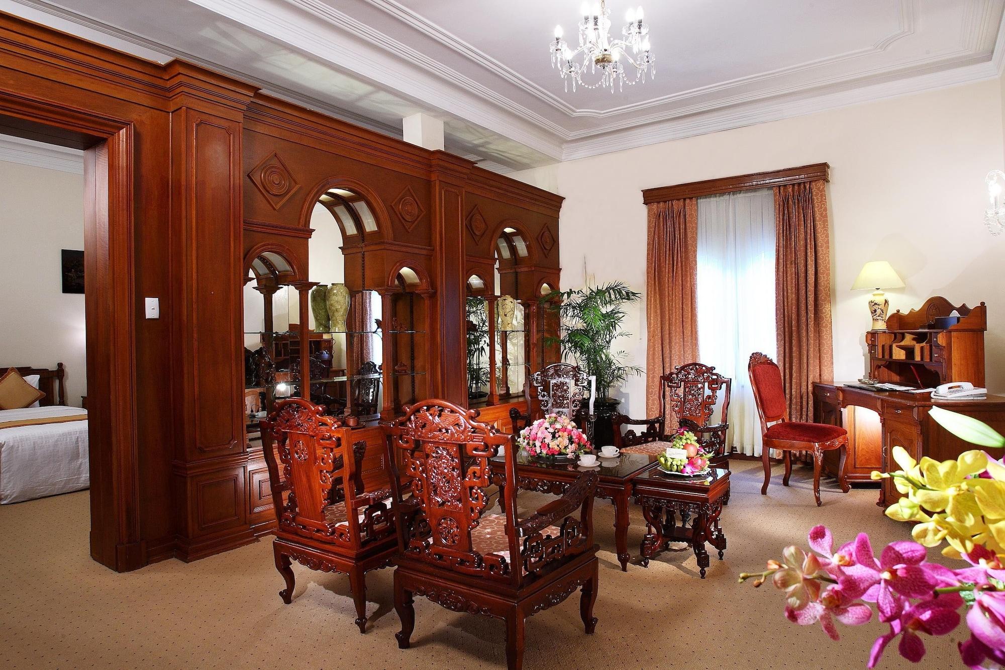 Hotel Continental Saigon Ho Chi Minh City Exterior photo