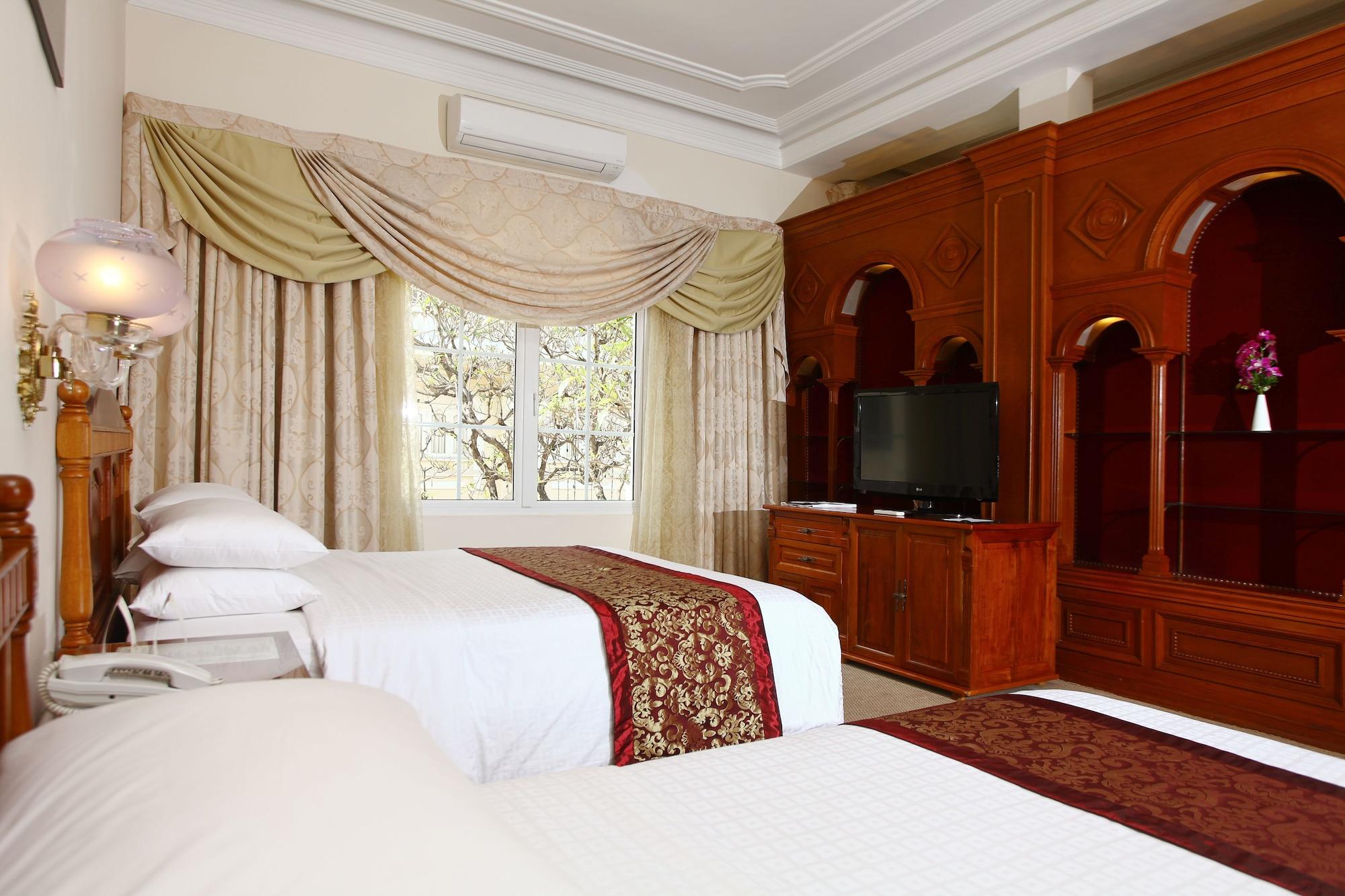Hotel Continental Saigon Ho Chi Minh City Exterior photo