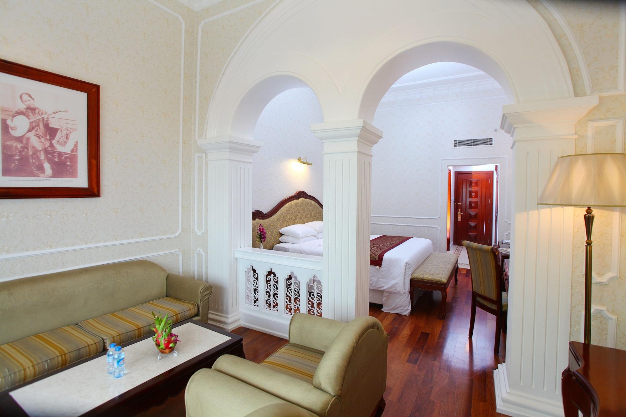 Hotel Continental Saigon Ho Chi Minh City Exterior photo
