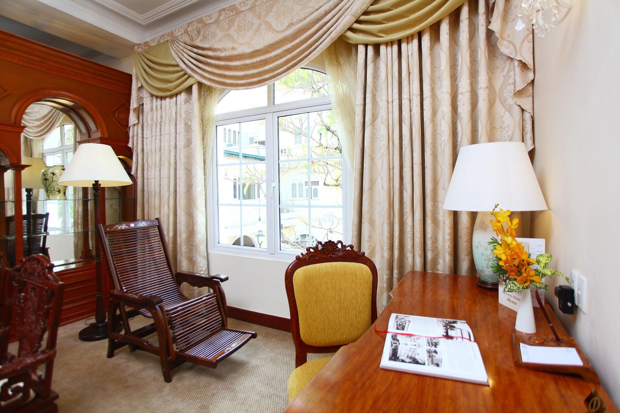 Hotel Continental Saigon Ho Chi Minh City Exterior photo