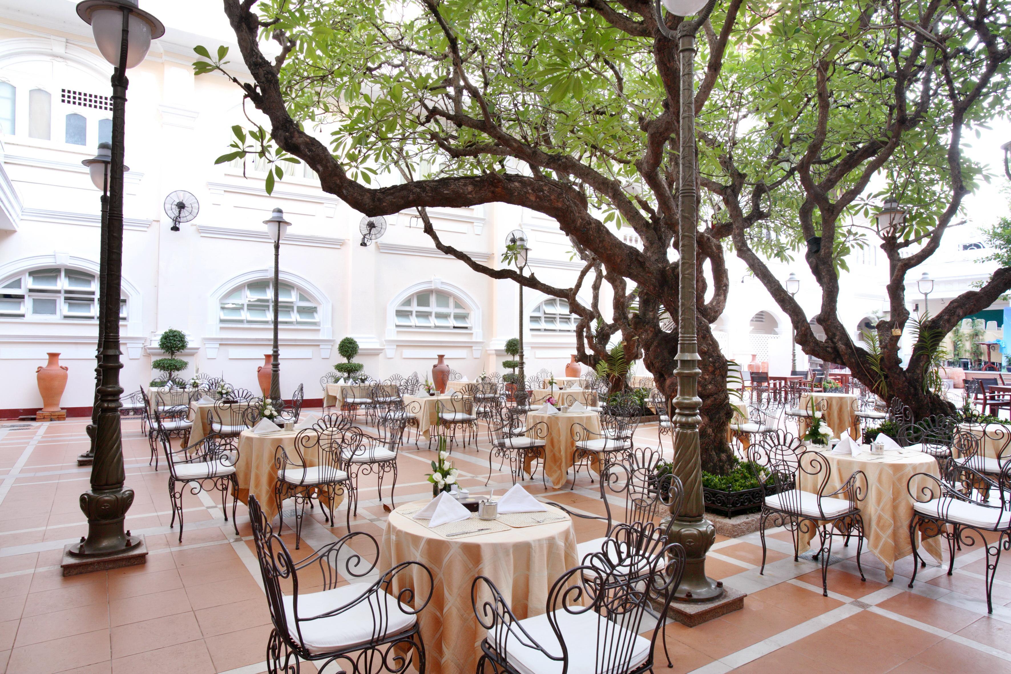 Hotel Continental Saigon Ho Chi Minh City Exterior photo