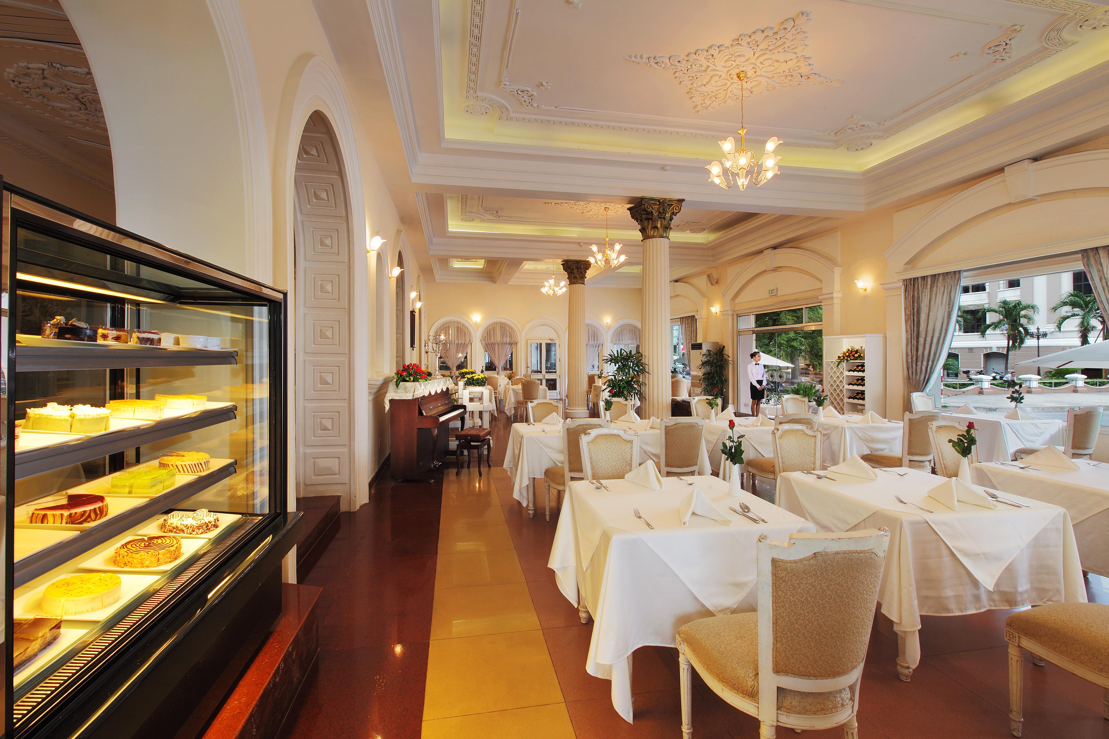 Hotel Continental Saigon Ho Chi Minh City Exterior photo