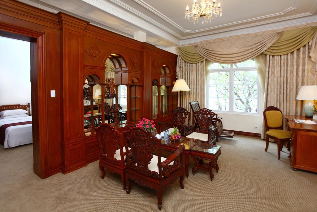 Hotel Continental Saigon Ho Chi Minh City Exterior photo