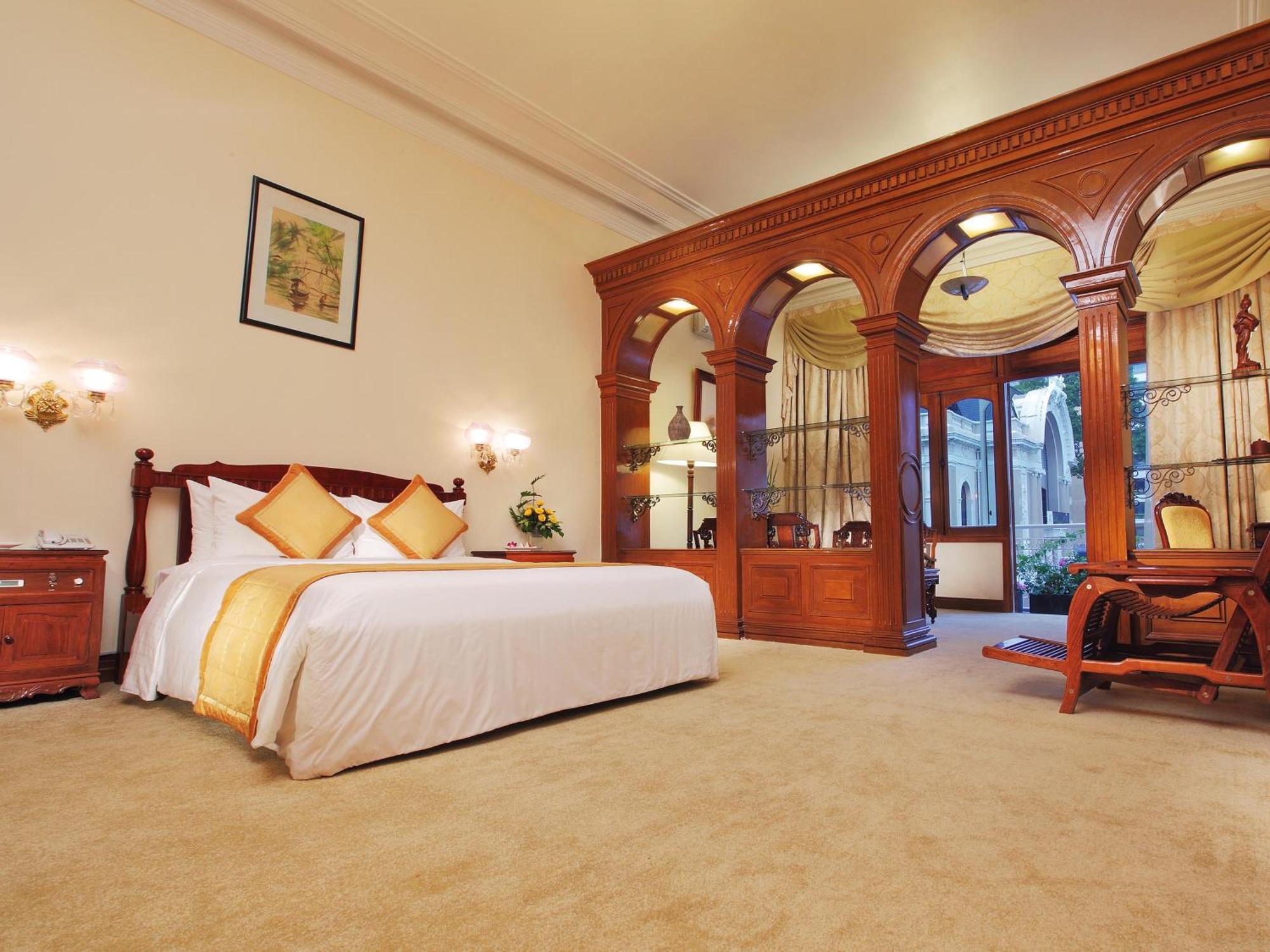 Hotel Continental Saigon Ho Chi Minh City Exterior photo
